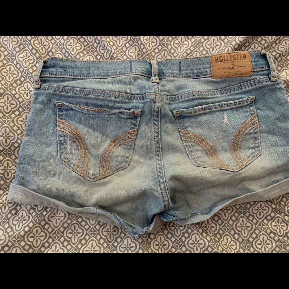 Hollister size 1 shorts